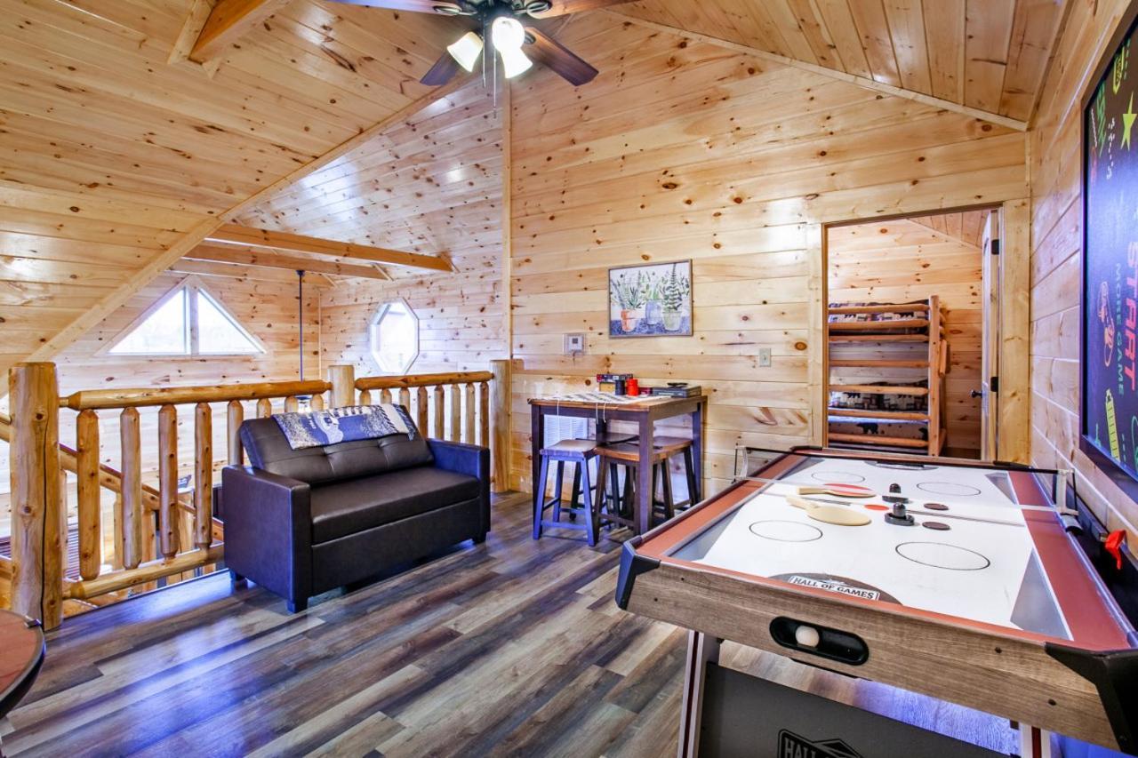 Swimming Bears Lodge 1 With Indoor Pool And Hot Tub Pigeon Forge Exterior foto